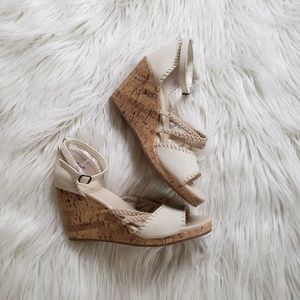 Braided cork wedge